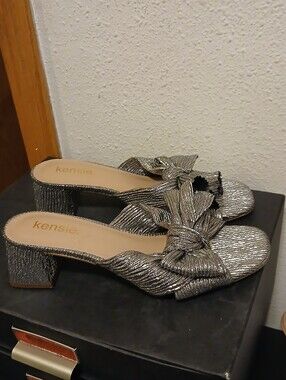 ​Kensie Silver Metallic Sparkle Bow Block Heel Mule Sandals Size 7.5